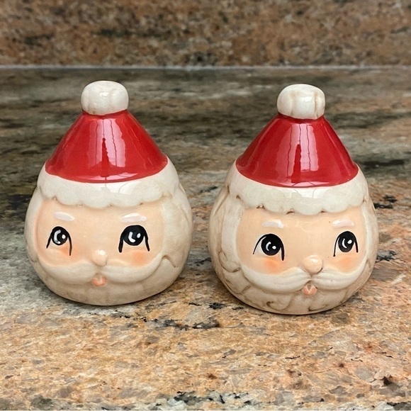 NEW Johanna Parker Santa Claus Salt and Pepper Shakers - Picture 1 of 4